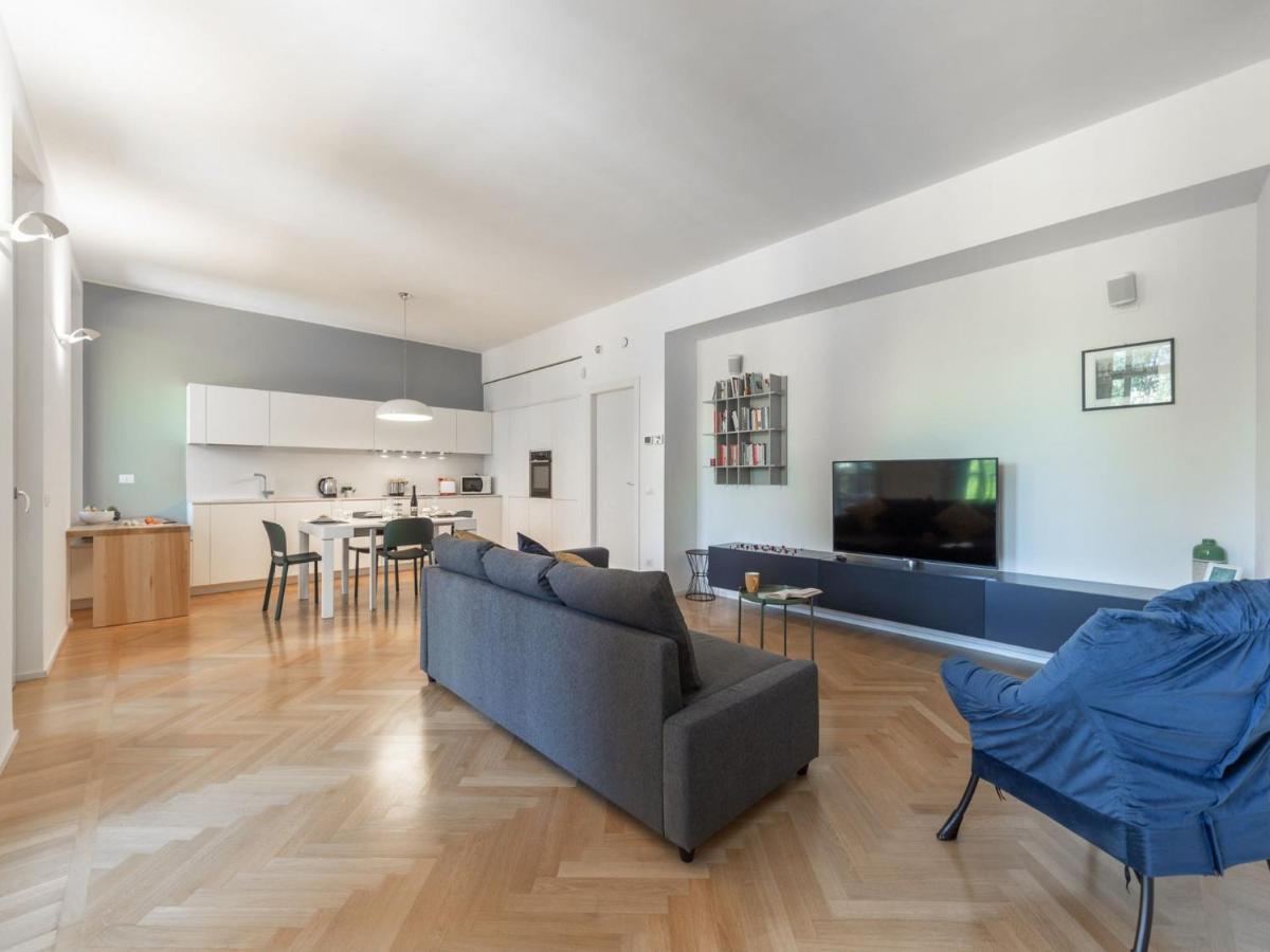 The Best Rent - Spacious Three-Bedroom Apartment With Terrace Milan Luaran gambar