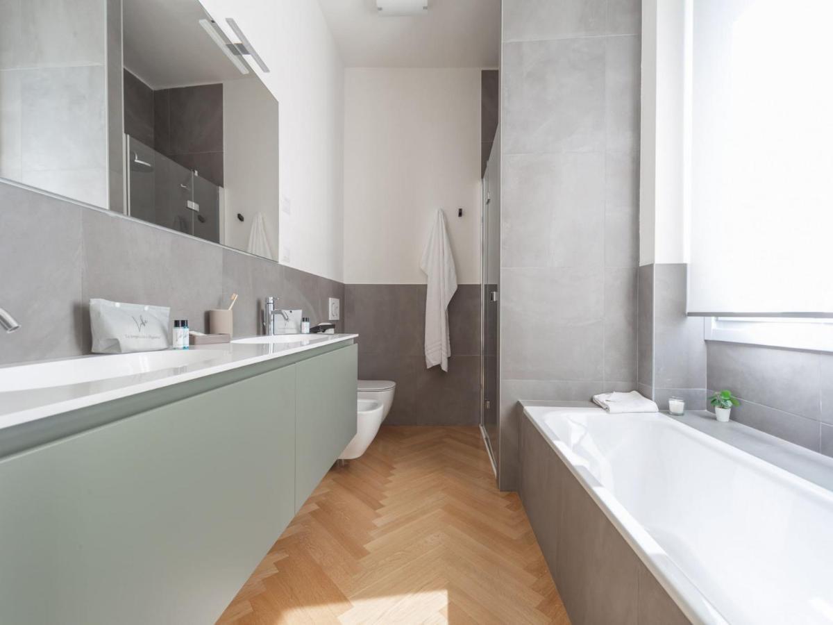 The Best Rent - Spacious Three-Bedroom Apartment With Terrace Milan Luaran gambar