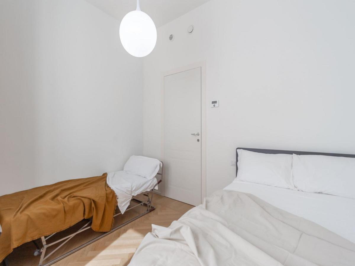 The Best Rent - Spacious Three-Bedroom Apartment With Terrace Milan Luaran gambar
